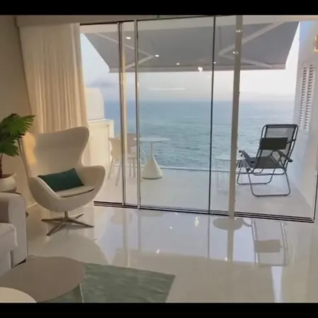 Ocean Experience / Experience Holidays Tenerife Apartment